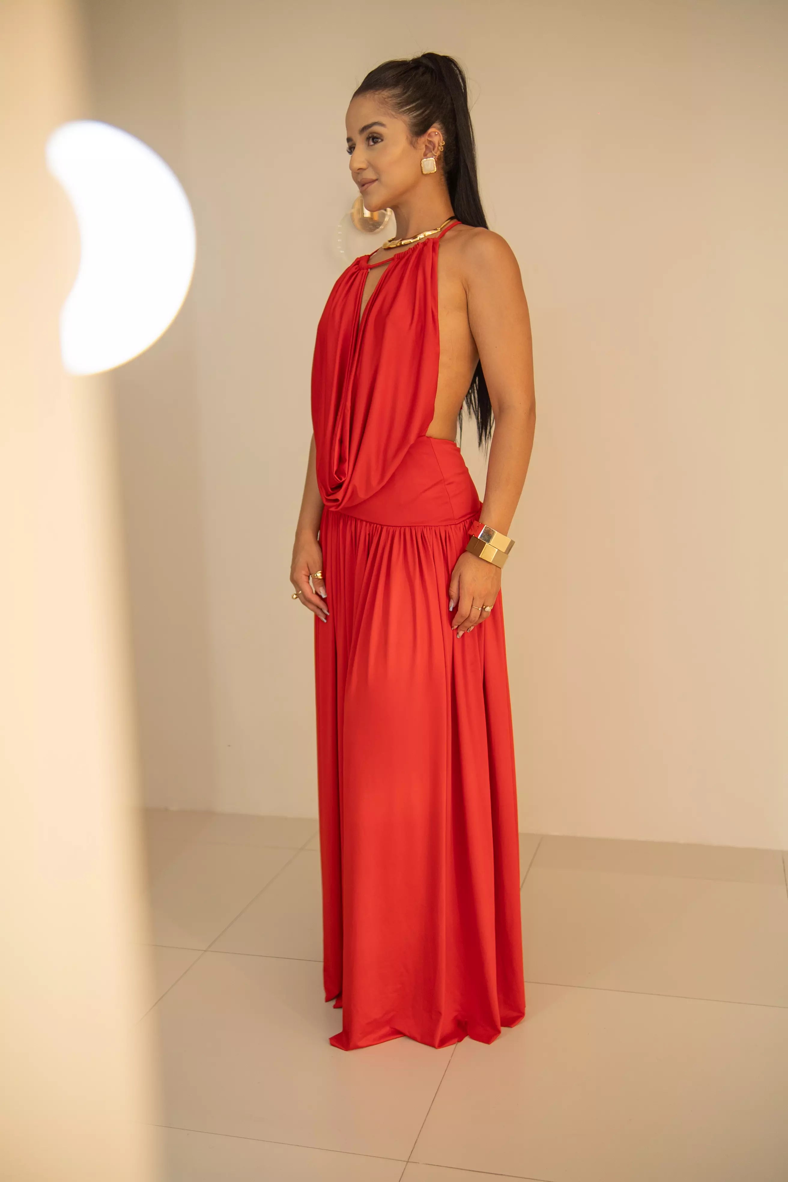 Vestido Longo Scarlet Decote Vazado